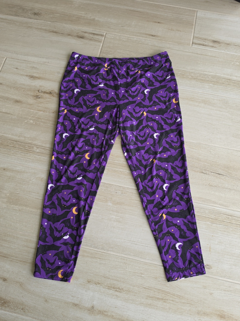 Terra & Sky Purple Bat & Moon Print Halloween Leggings Size 1X